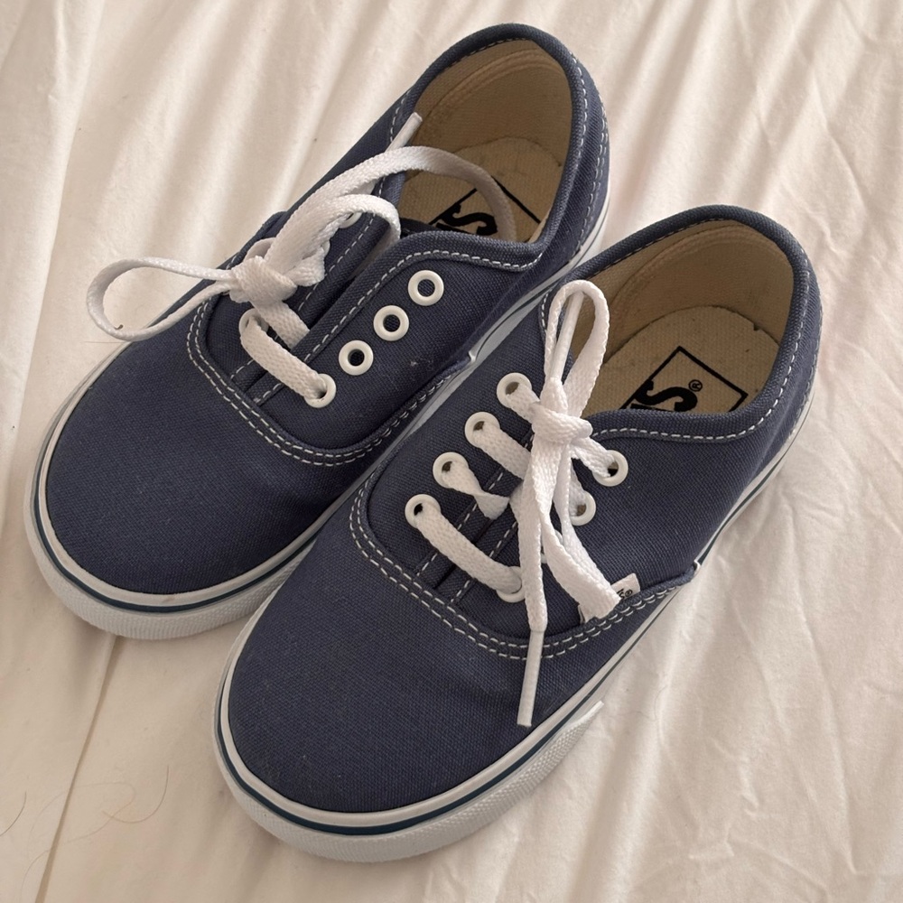 Vans core sneakers sz 8